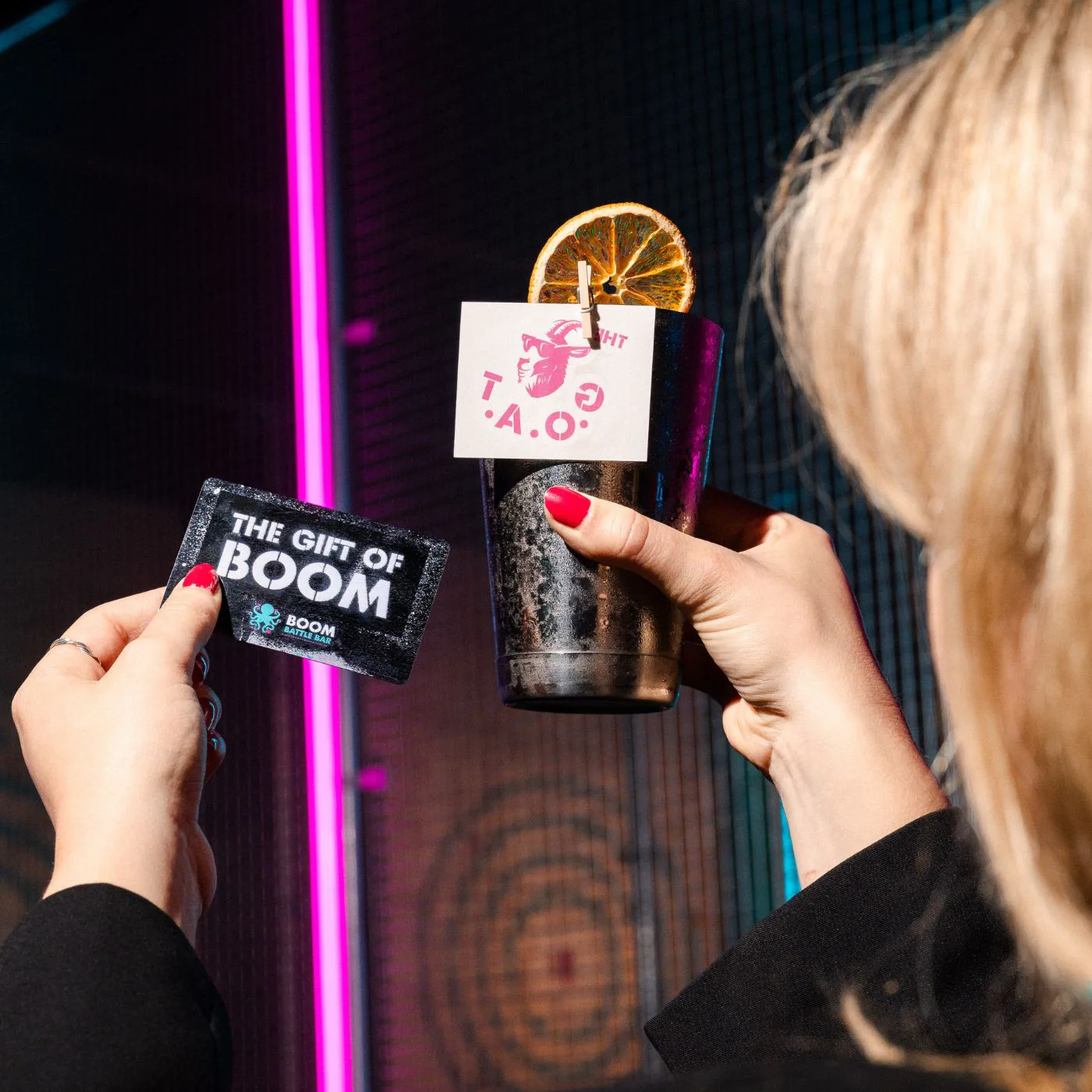 GIVE THE GIFT OF SHUFFLEBOARD